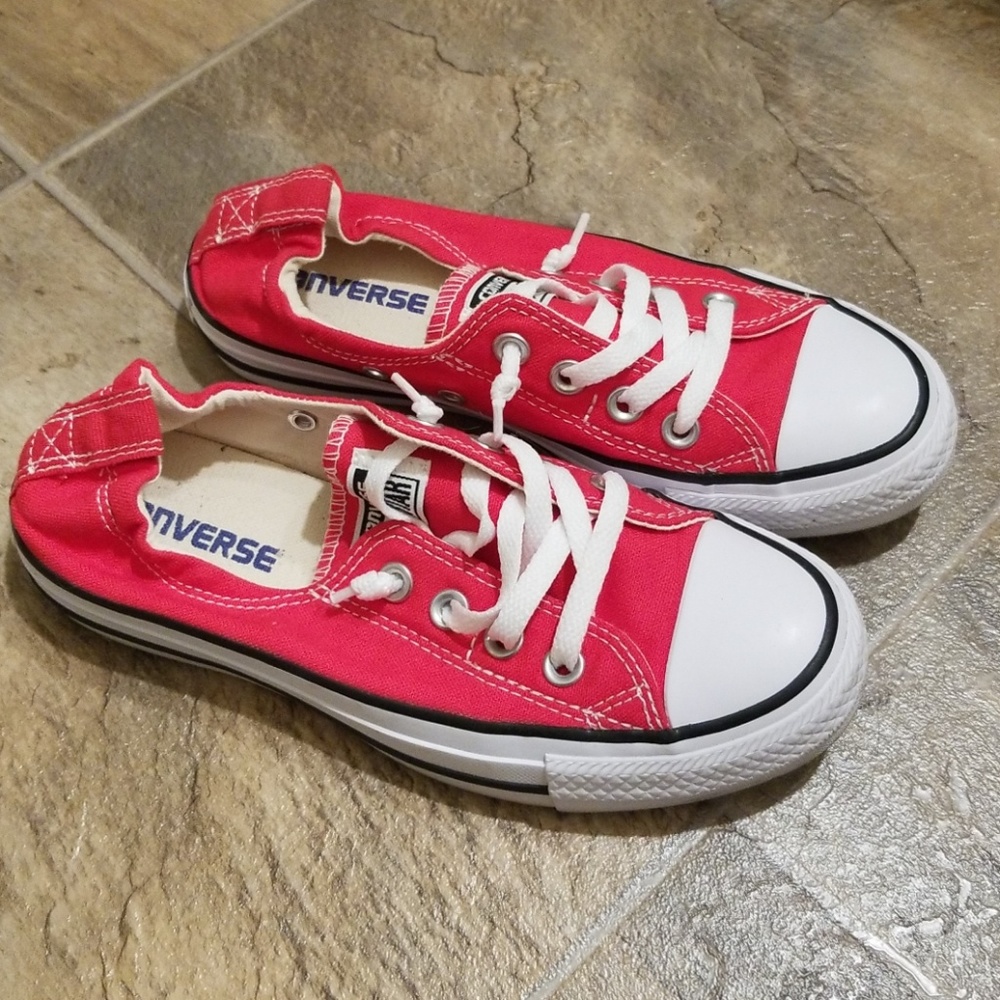 Women's Shoreline Converses